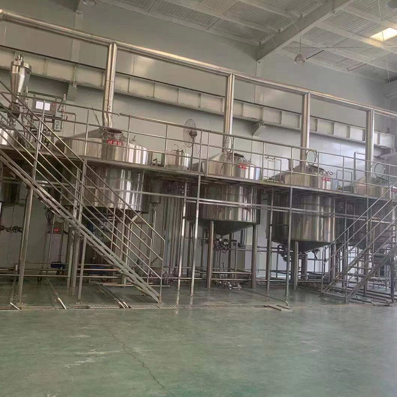 三江精酿啤酒设备厂—平面布置、设备设计、制造、调试、培训等一条龙服务_COPY